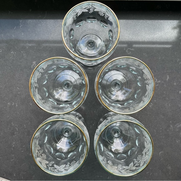 Set of 5 water goblets - Picture 5 of 5